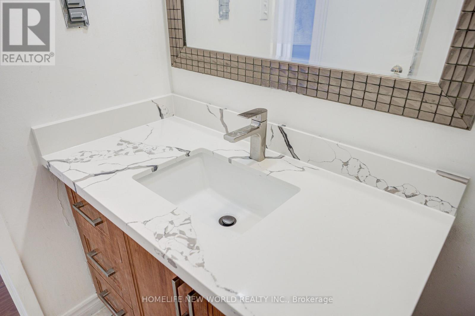 Upper - 152 Micmac Crescent, Toronto, ON -