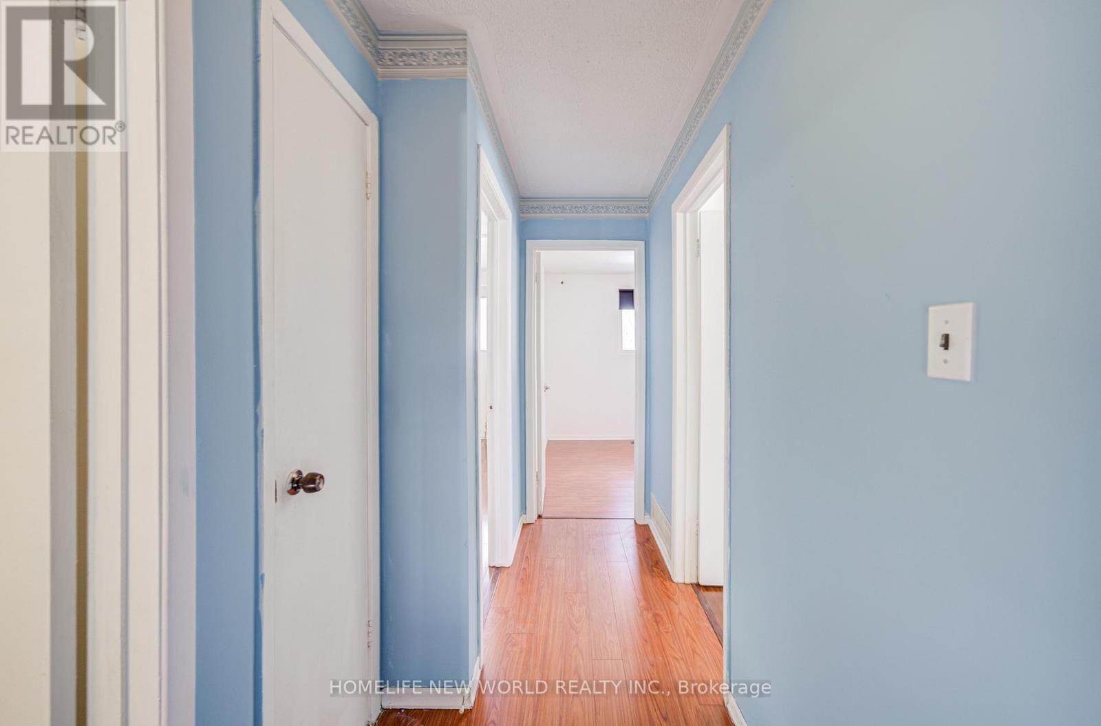 Upper - 152 Micmac Crescent, Toronto, ON - Indoor Photo Showing Other Room
