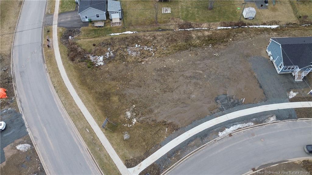 7 Aiden St, Fredericton, NB