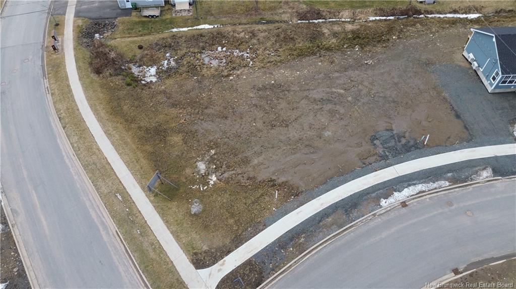 7 Aiden St, Fredericton, NB