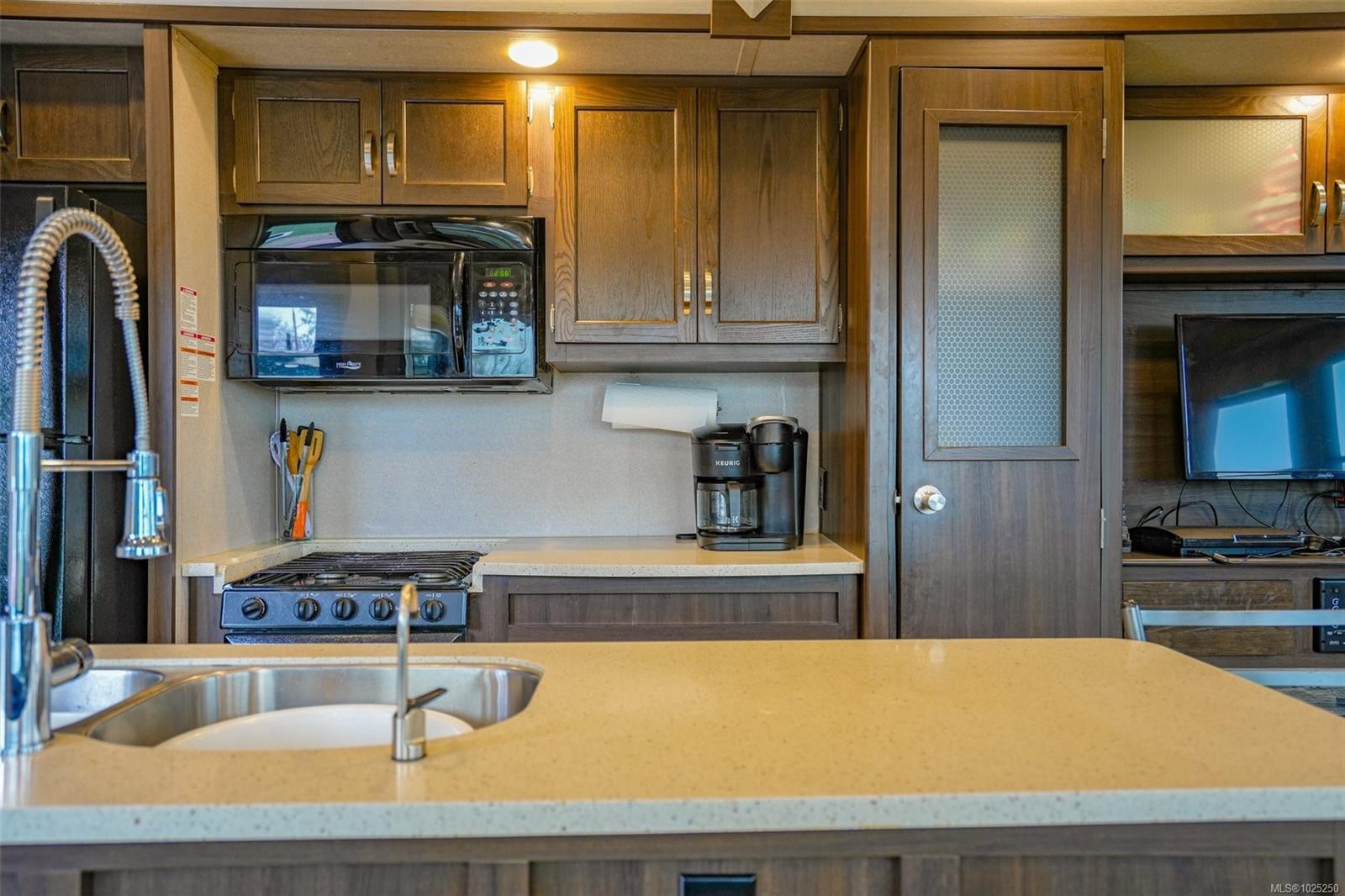 1185 Second Ave, Ucluelet, BC