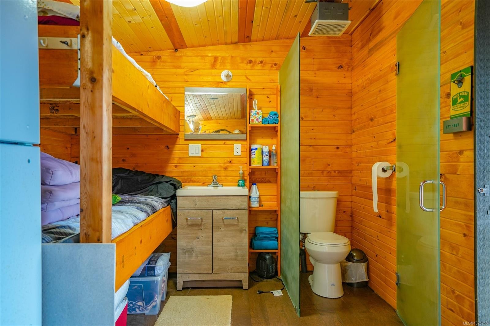 1185 Second Ave, Ucluelet, BC