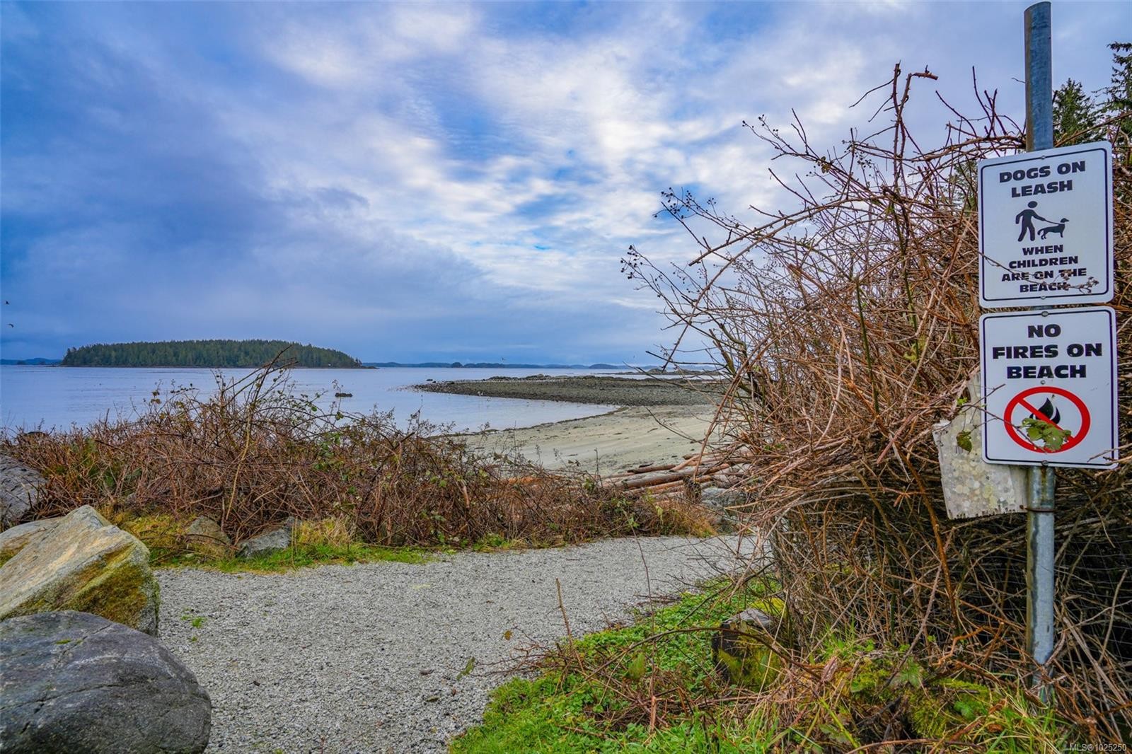 1185 Second Ave, Ucluelet, BC