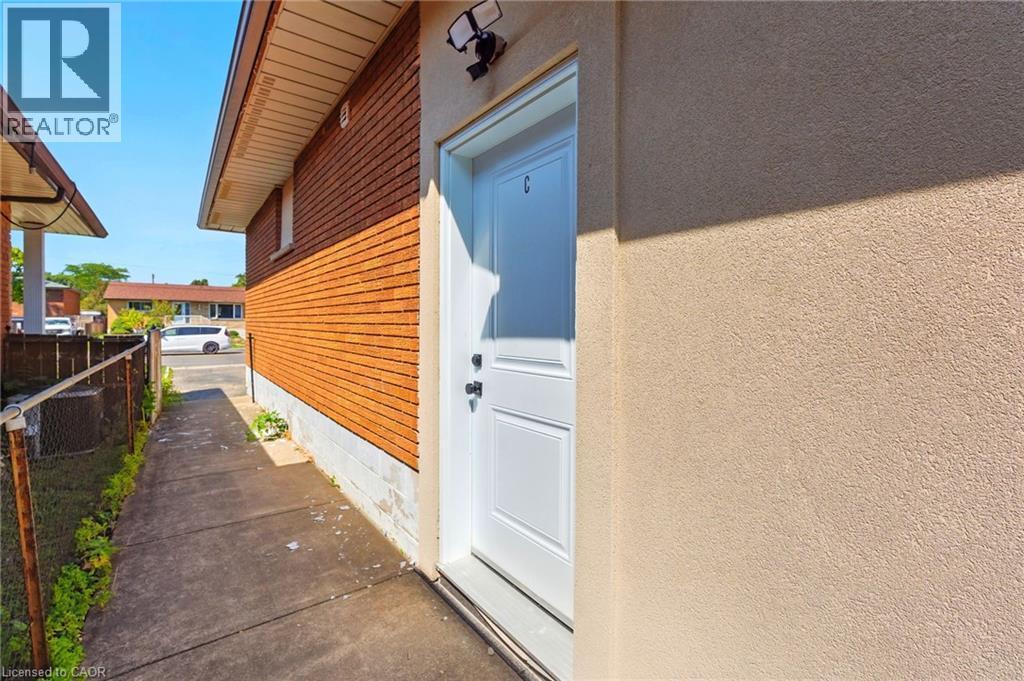 Unit C Entrance - 929 Upper Ottawa Street, Hamilton, ON - Outdoor With Exterior