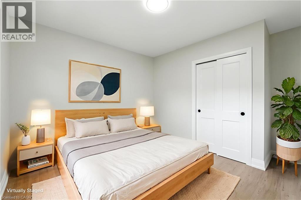 Unit A - 929 Upper Ottawa Street, Hamilton, ON - Indoor Photo Showing Bedroom