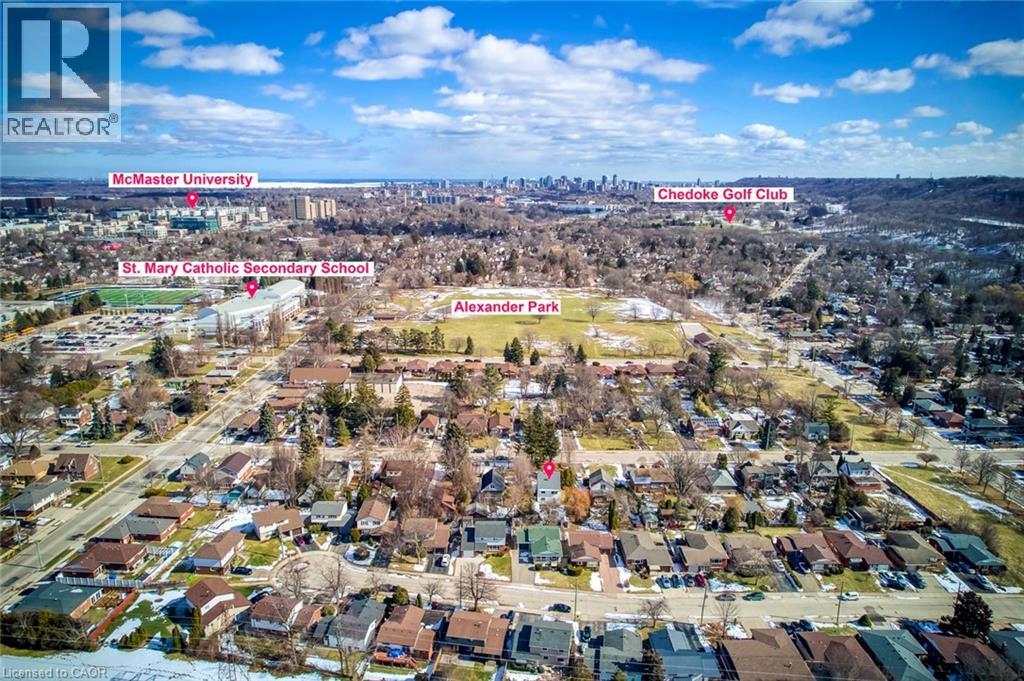 View of property location with nearby suburban area - 142 Ewen Road, Hamilton, ON - Outdoor With View