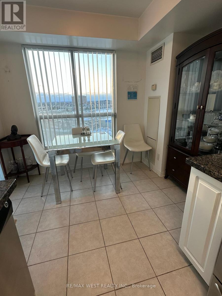 909 - 4850 Glen Erin Drive, Mississauga, ON - Indoor
