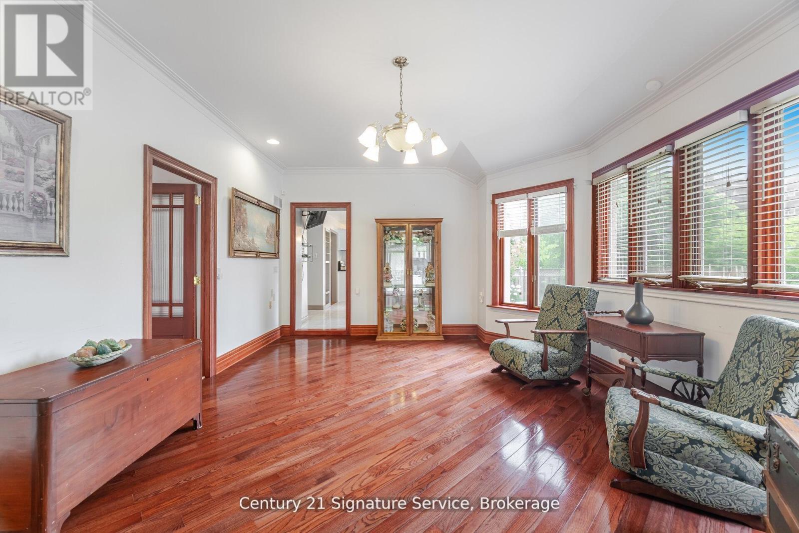 512 Selsey Drive, Mississauga, ON - Indoor Photo Showing Other Room