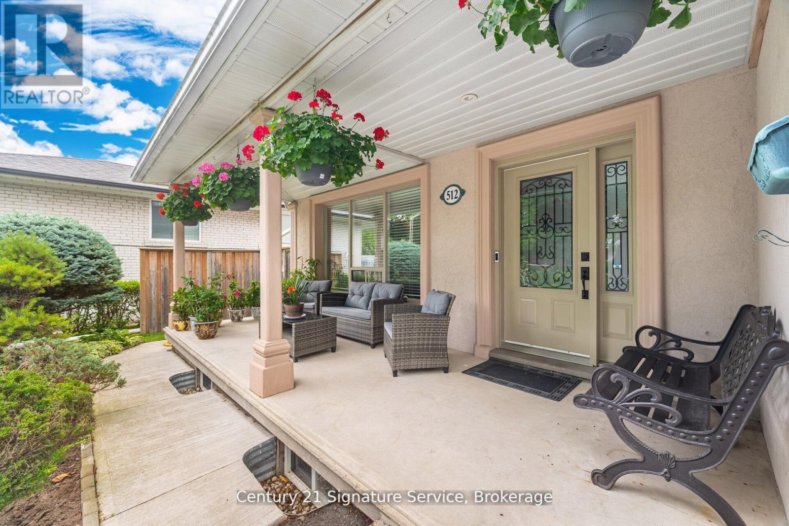 512 Selsey Drive, Mississauga, ON - Outdoor