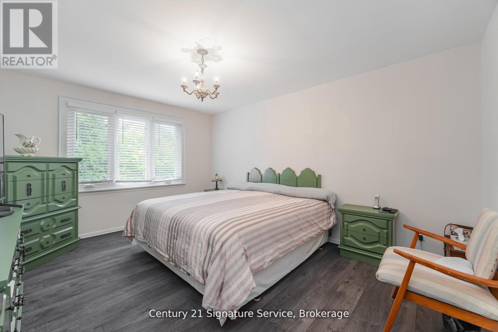 512 Selsey Drive, Mississauga, ON - Indoor Photo Showing Bedroom