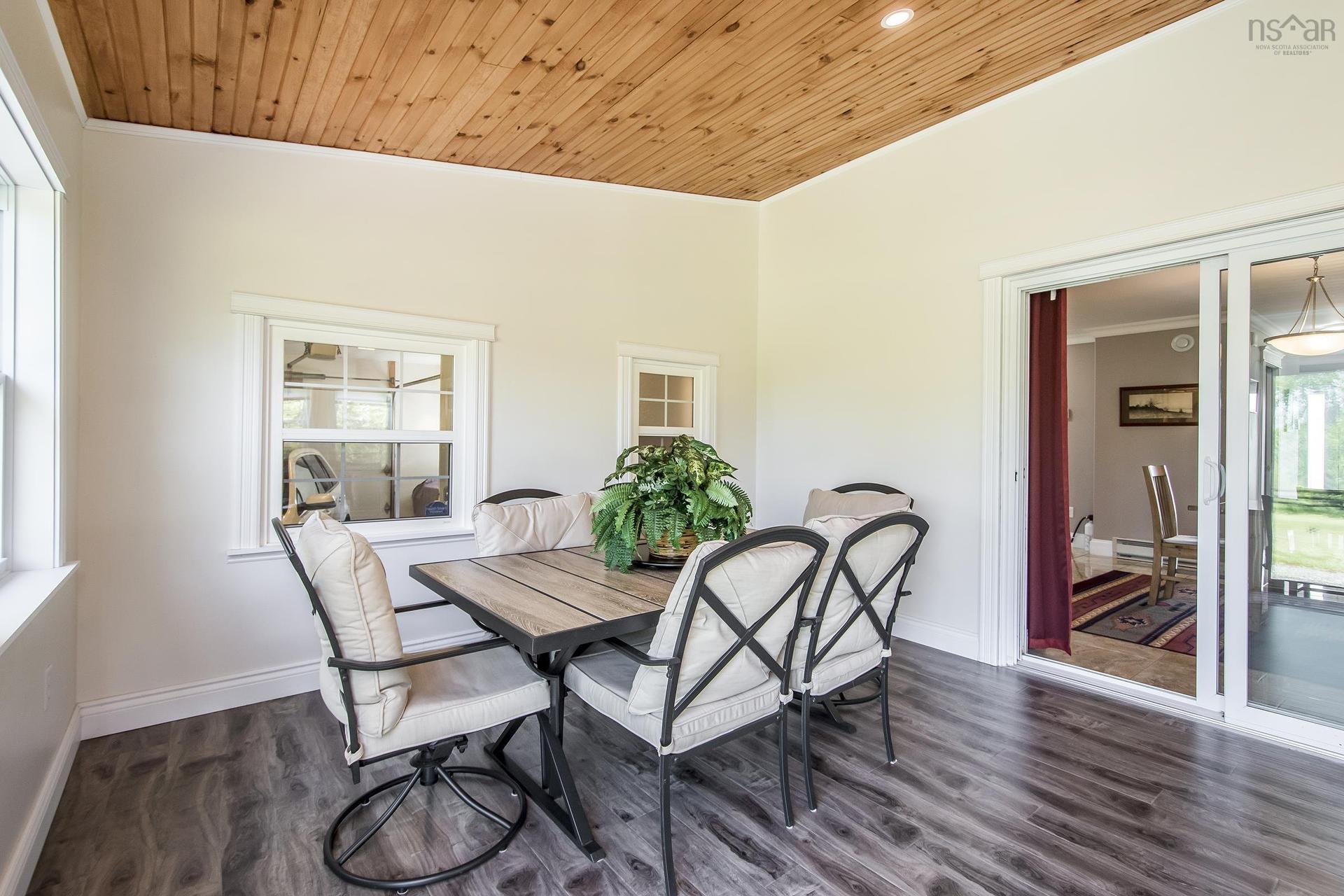 2569 Highway 2, Carrs Brook, NS