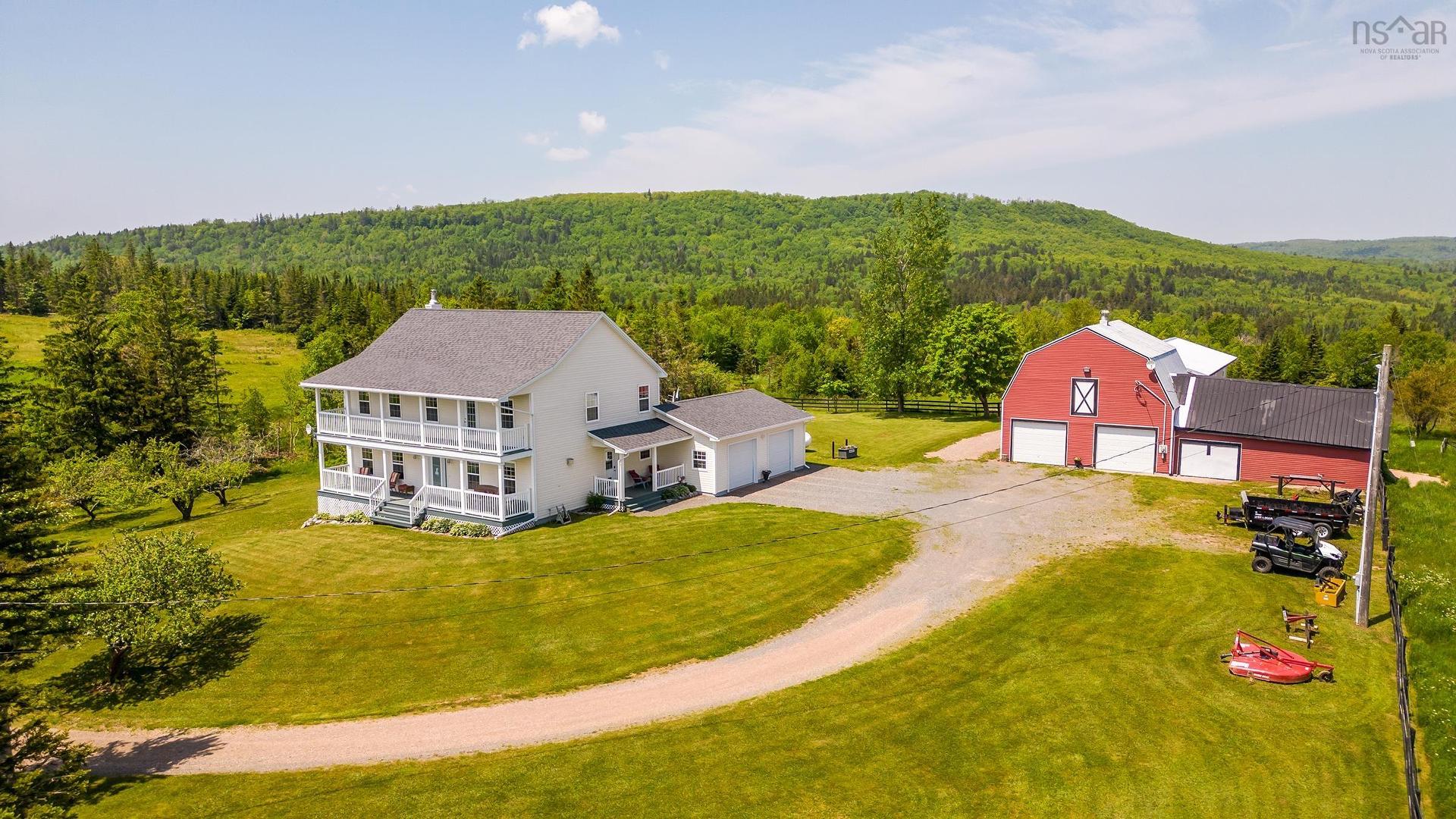 2569 Highway 2, Carrs Brook, NS