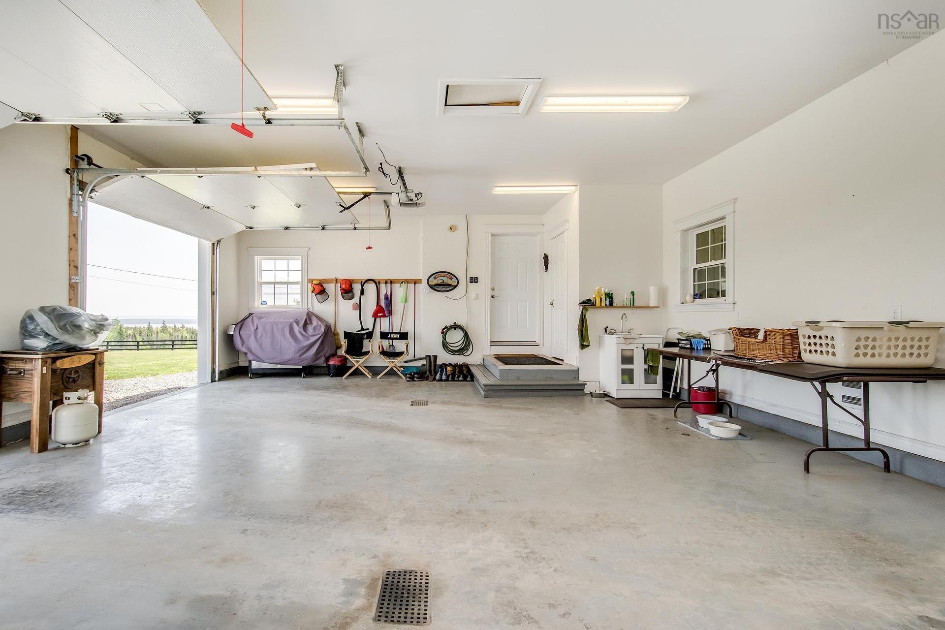 2569 Highway 2, Carrs Brook, NS