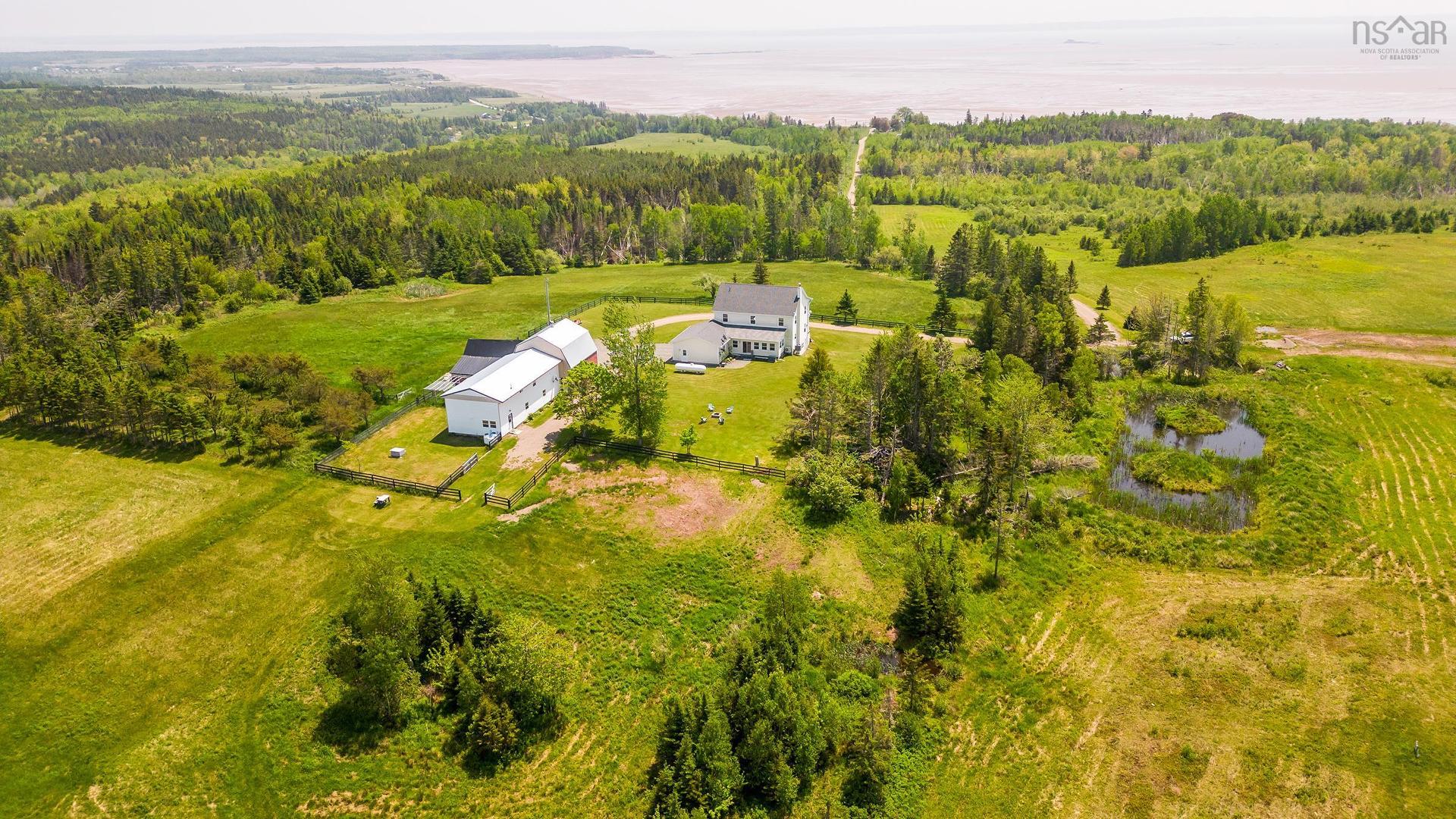 2569 Highway 2, Carrs Brook, NS