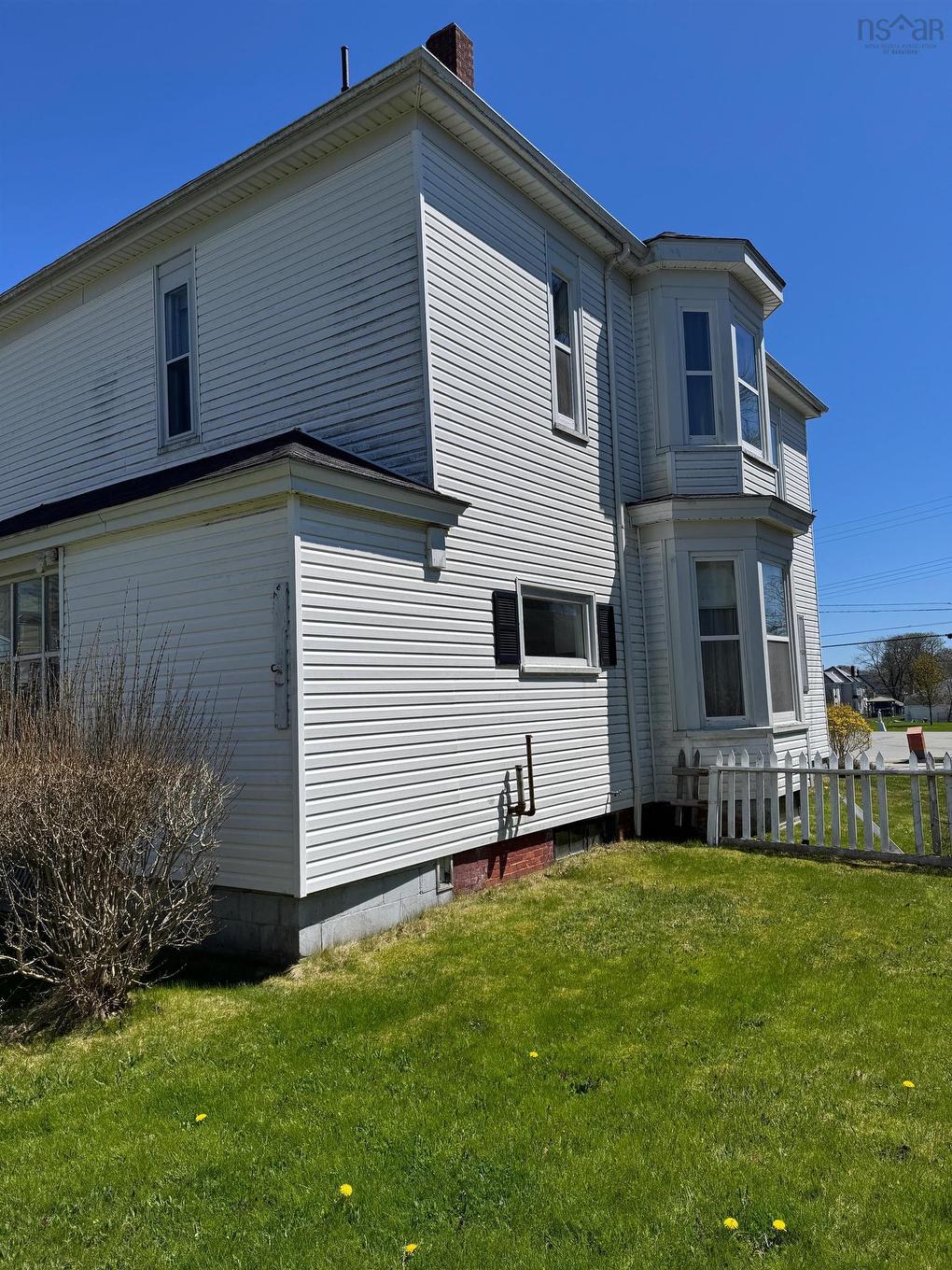 48 Albert Street, Yarmouth, NS