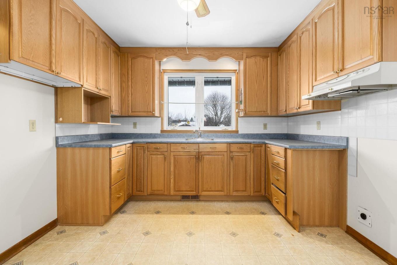 24 Christopher Avenue, Dartmouth, NS