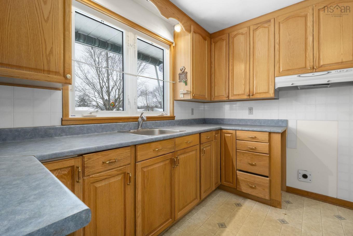 24 Christopher Avenue, Dartmouth, NS