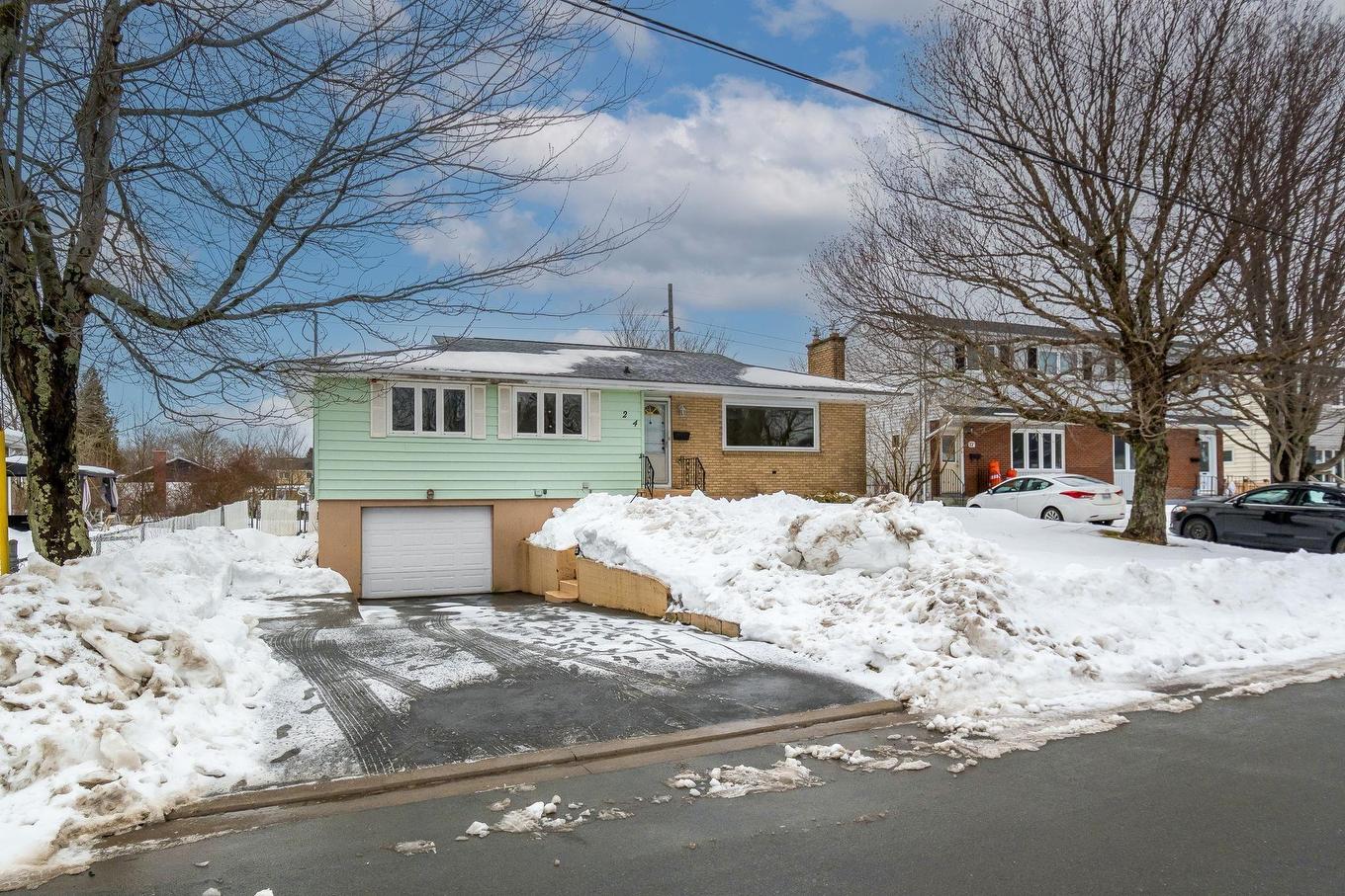 24 Christopher Avenue, Dartmouth, NS