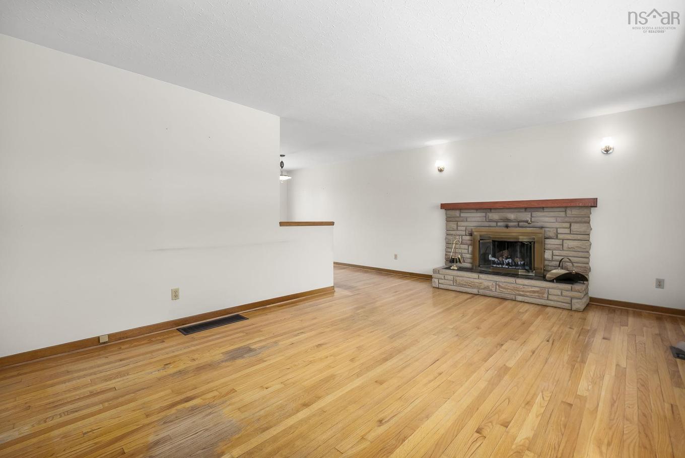 24 Christopher Avenue, Dartmouth, NS