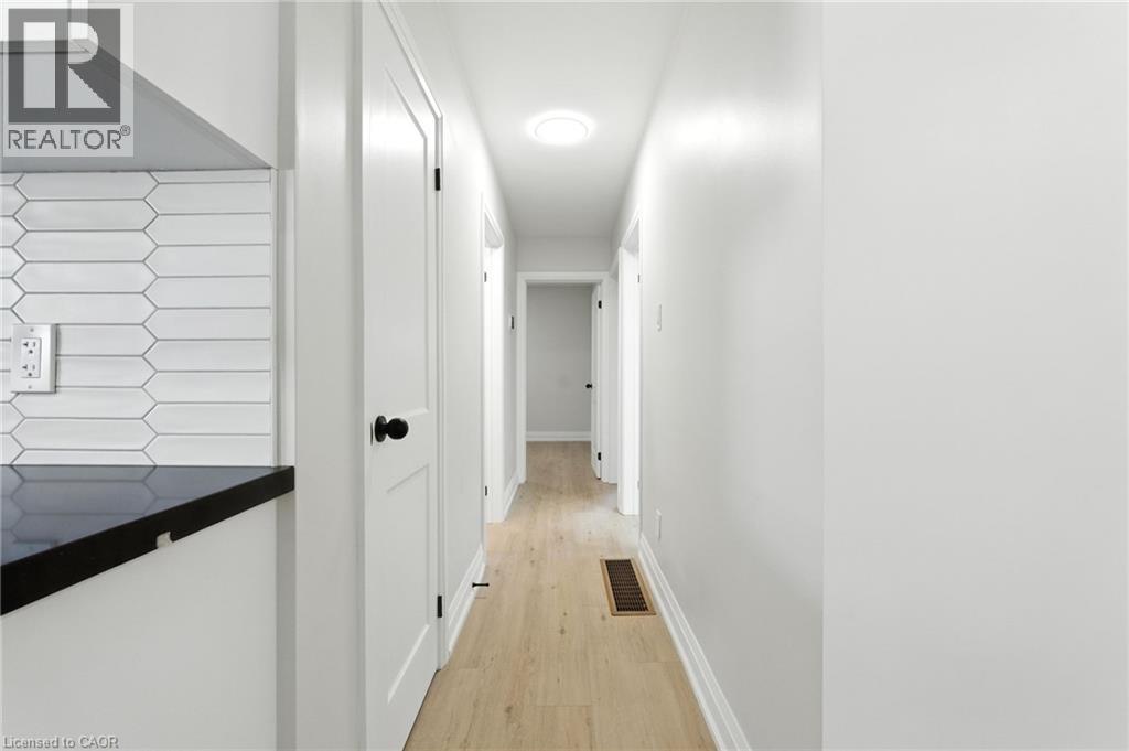 Unit A - 929 Upper Ottawa Street, Hamilton, ON - Indoor Photo Showing Other Room