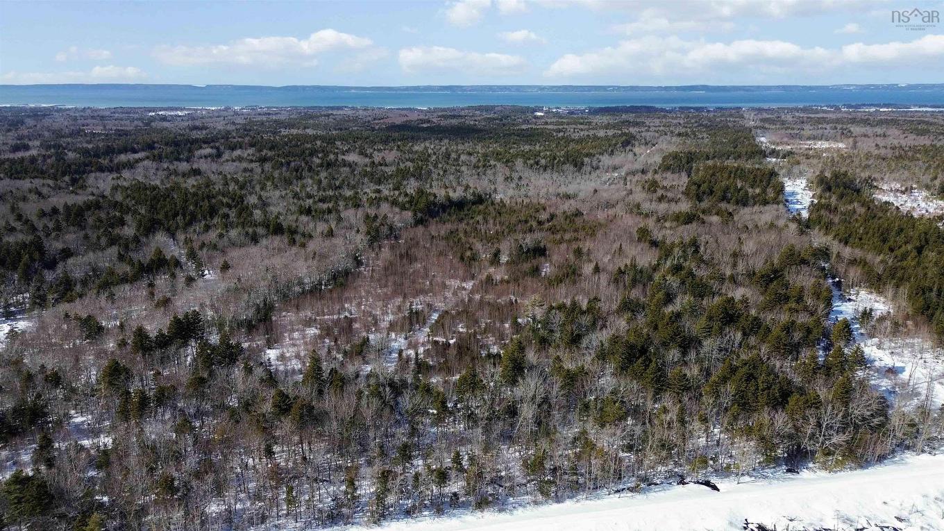 Lot Highway 1, Grosses Coques, NS