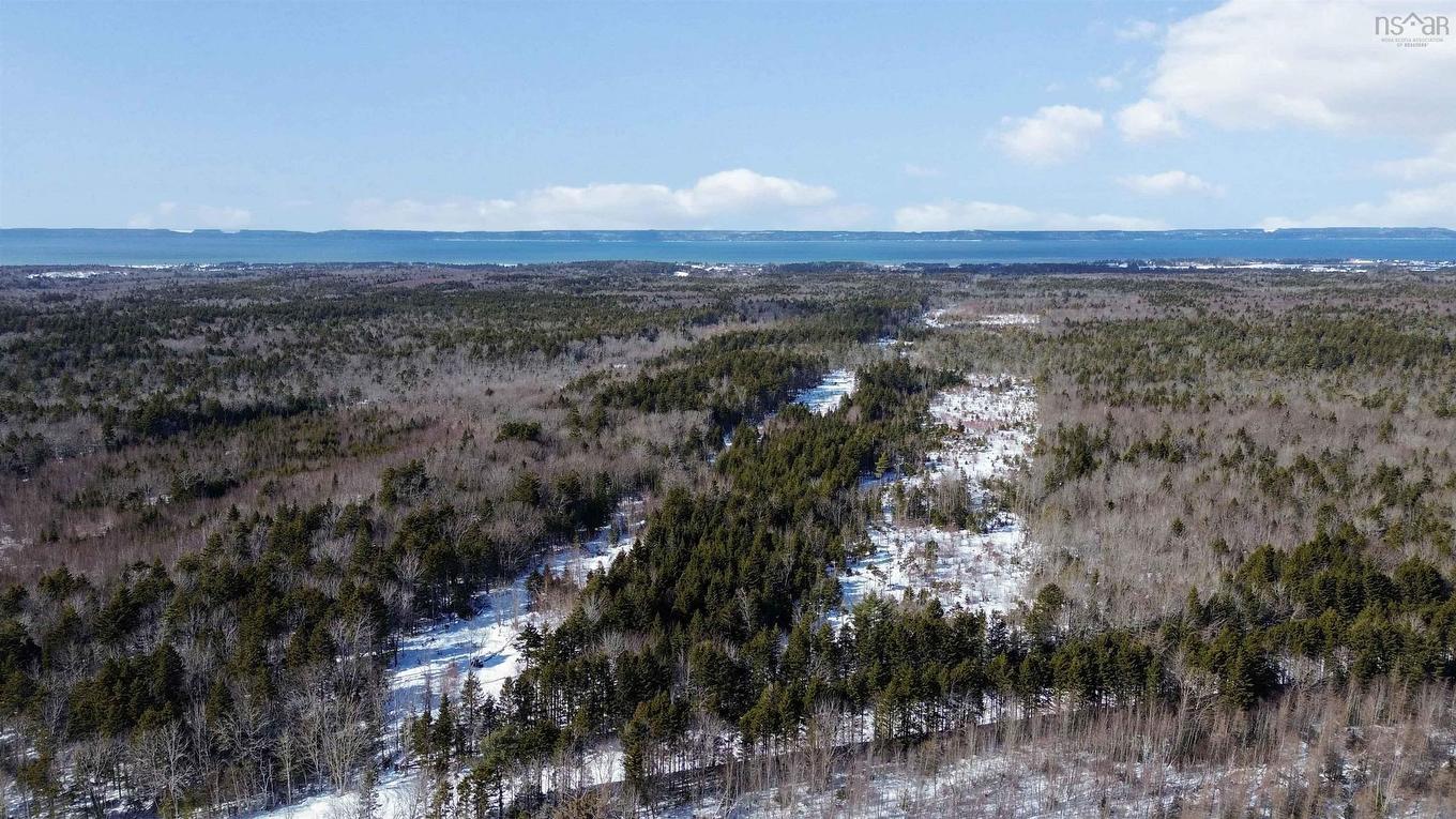 Lot Highway 1, Grosses Coques, NS
