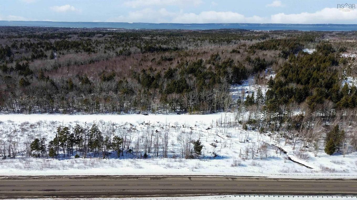 Lot Highway 1, Grosses Coques, NS