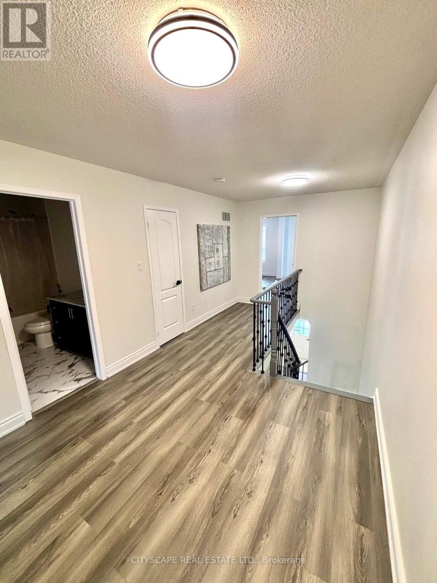 3974 Stardust Drive, Mississauga, ON - Indoor Photo Showing Other Room