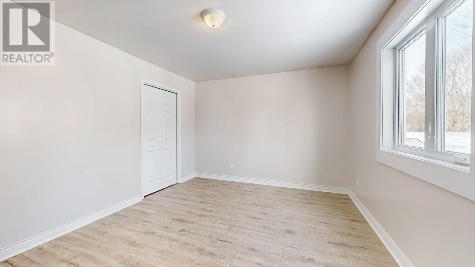 10 Laughlin Crescent, St. John'S, NL - Indoor Photo Showing Other Room