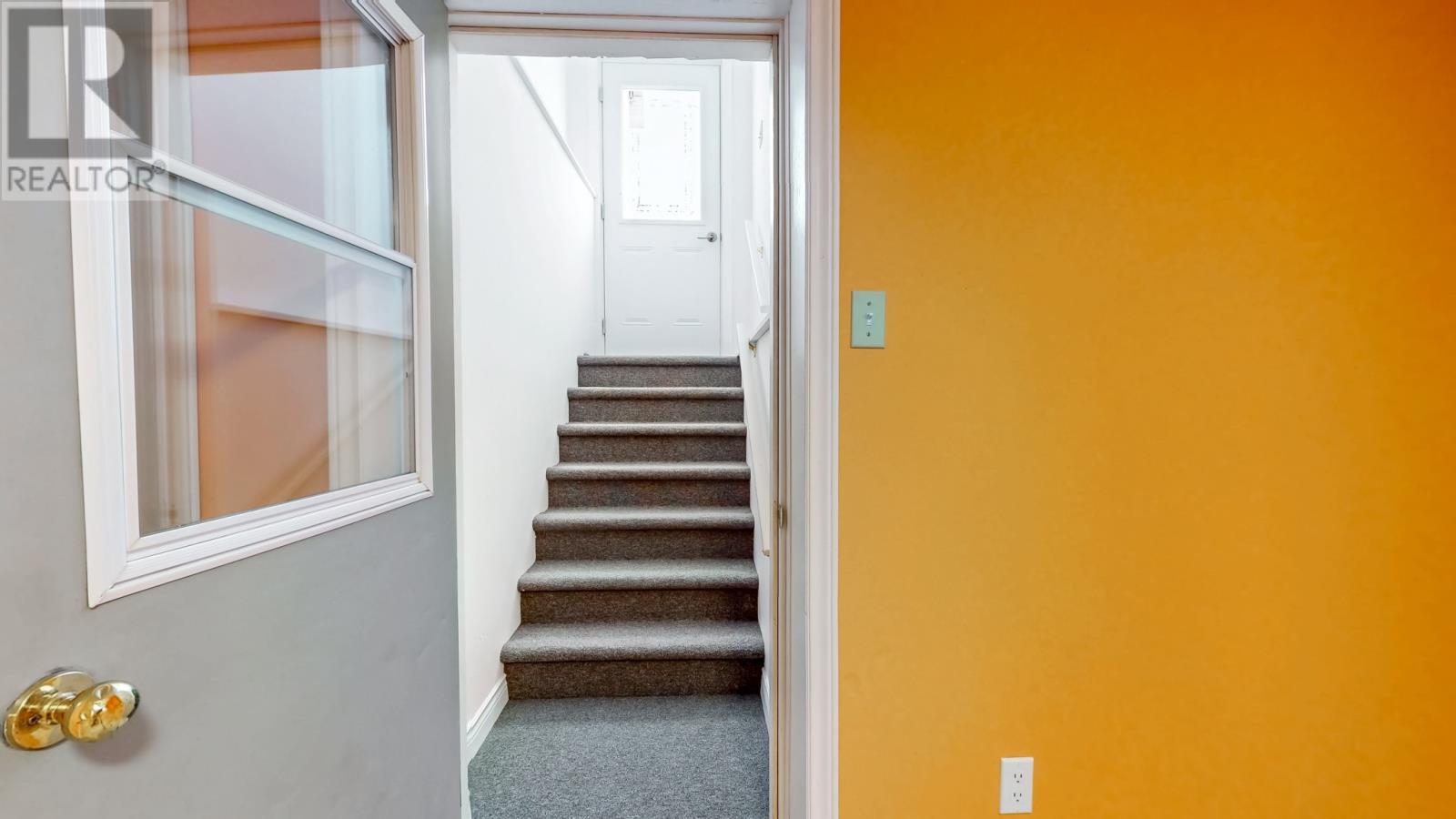 10 Laughlin Crescent, St. John'S, NL - Indoor Photo Showing Other Room