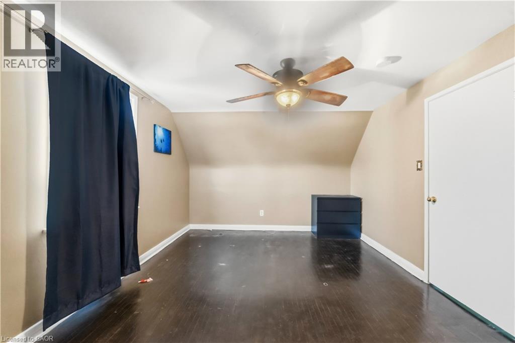 776 Britannia Avenue, Hamilton, ON - Indoor Photo Showing Other Room