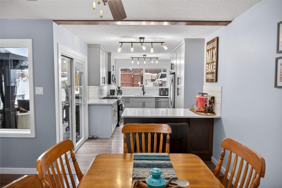 209 14Th Street, Cranbrook, BC - Indoor Photo Showing Dining Room