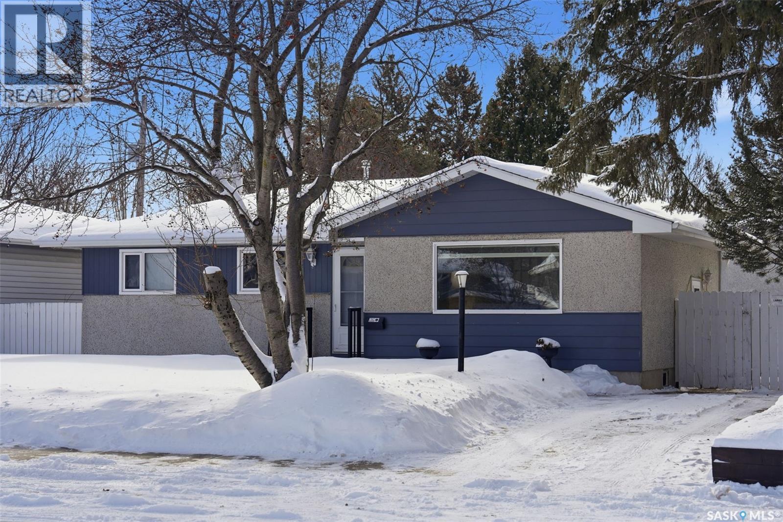 57 Murphy Crescent, Saskatoon, SK - Outdoor