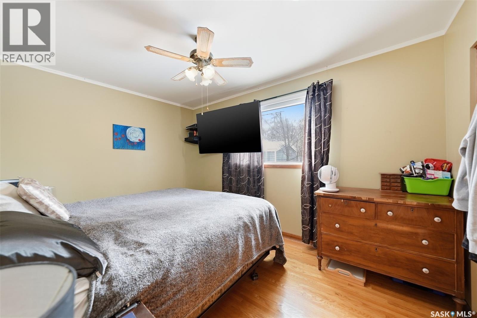 57 Murphy Crescent, Saskatoon, SK - Indoor Photo Showing Bedroom