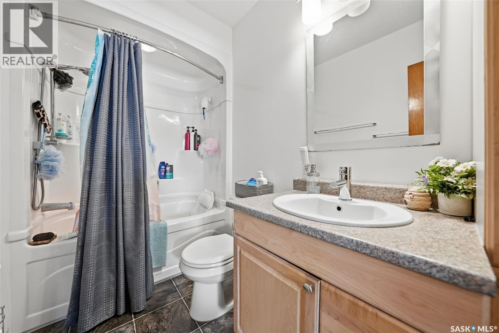57 Murphy Crescent, Saskatoon, SK - Indoor Photo Showing Bathroom