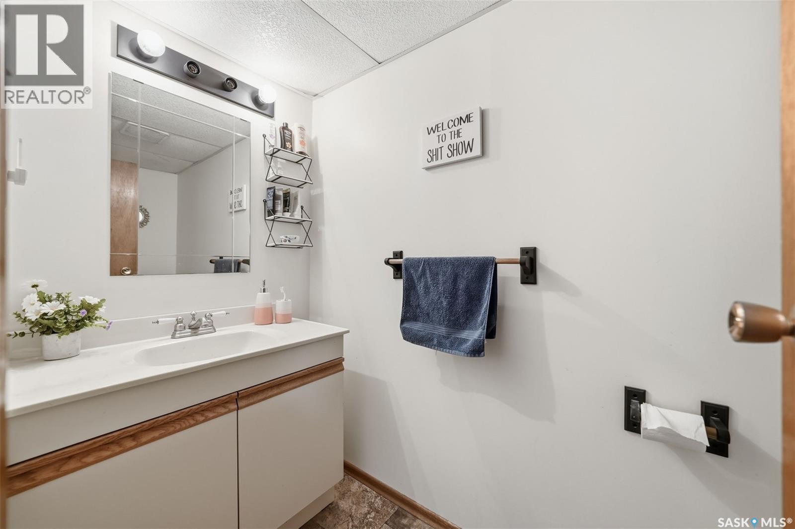 57 Murphy Crescent, Saskatoon, SK - Indoor Photo Showing Bathroom