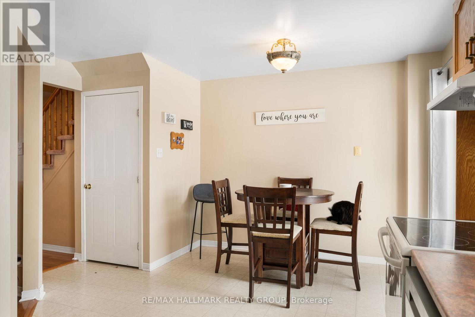 857 Nesting Way Nw, Ottawa, ON - Indoor