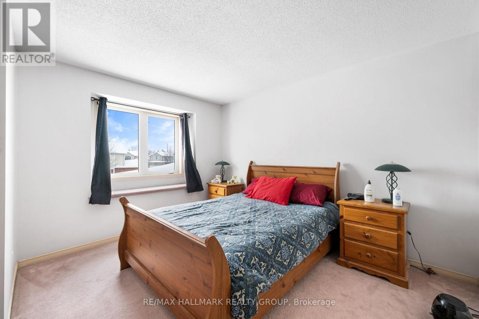857 Nesting Way Nw, Ottawa, ON - Indoor Photo Showing Bedroom