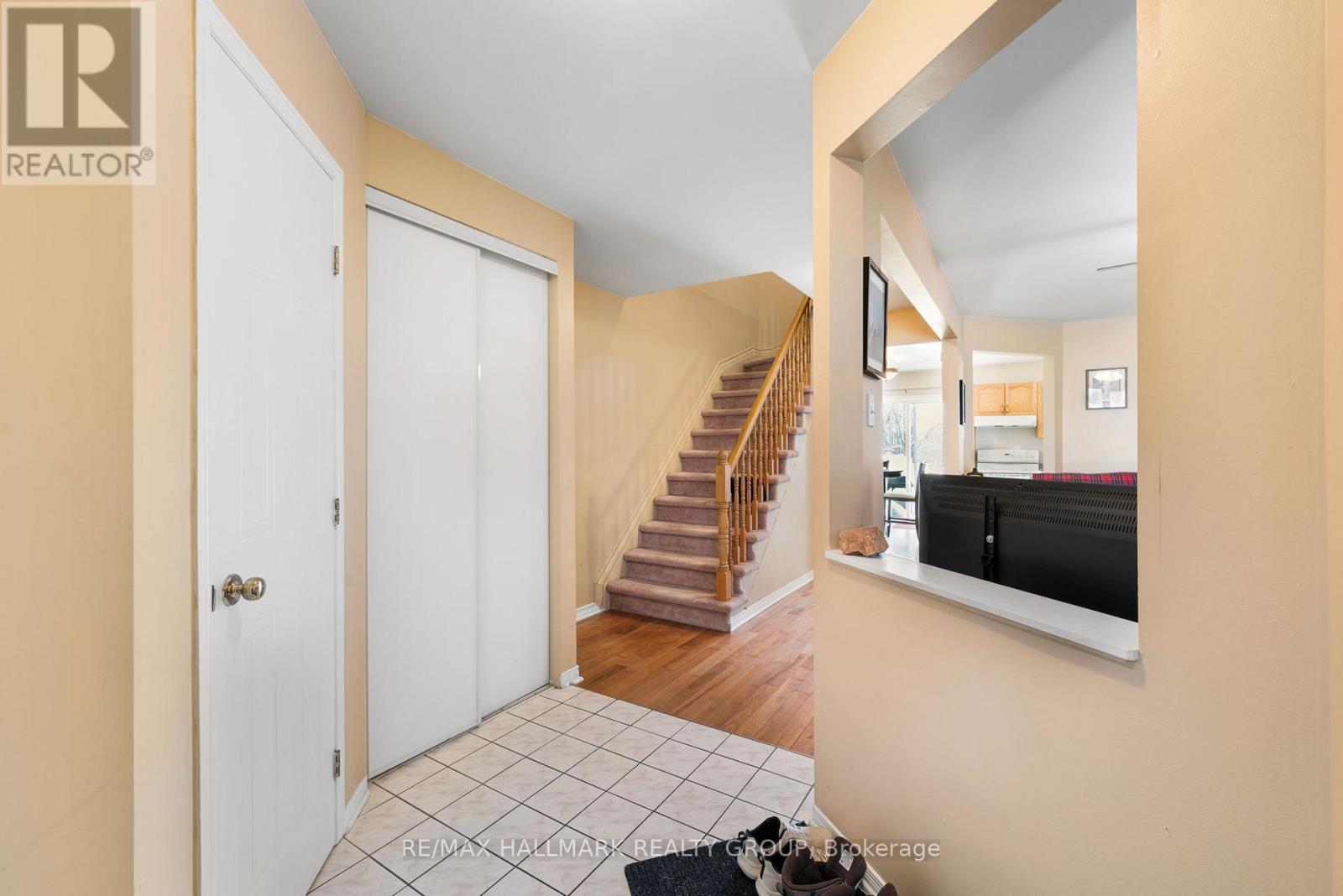857 Nesting Way Nw, Ottawa, ON - Indoor Photo Showing Other Room