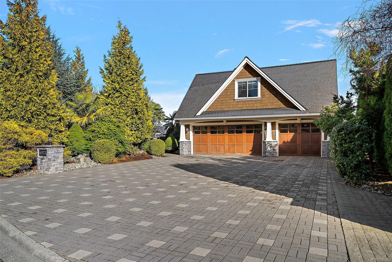 4973 La Quinta Pl, Saanich, BC