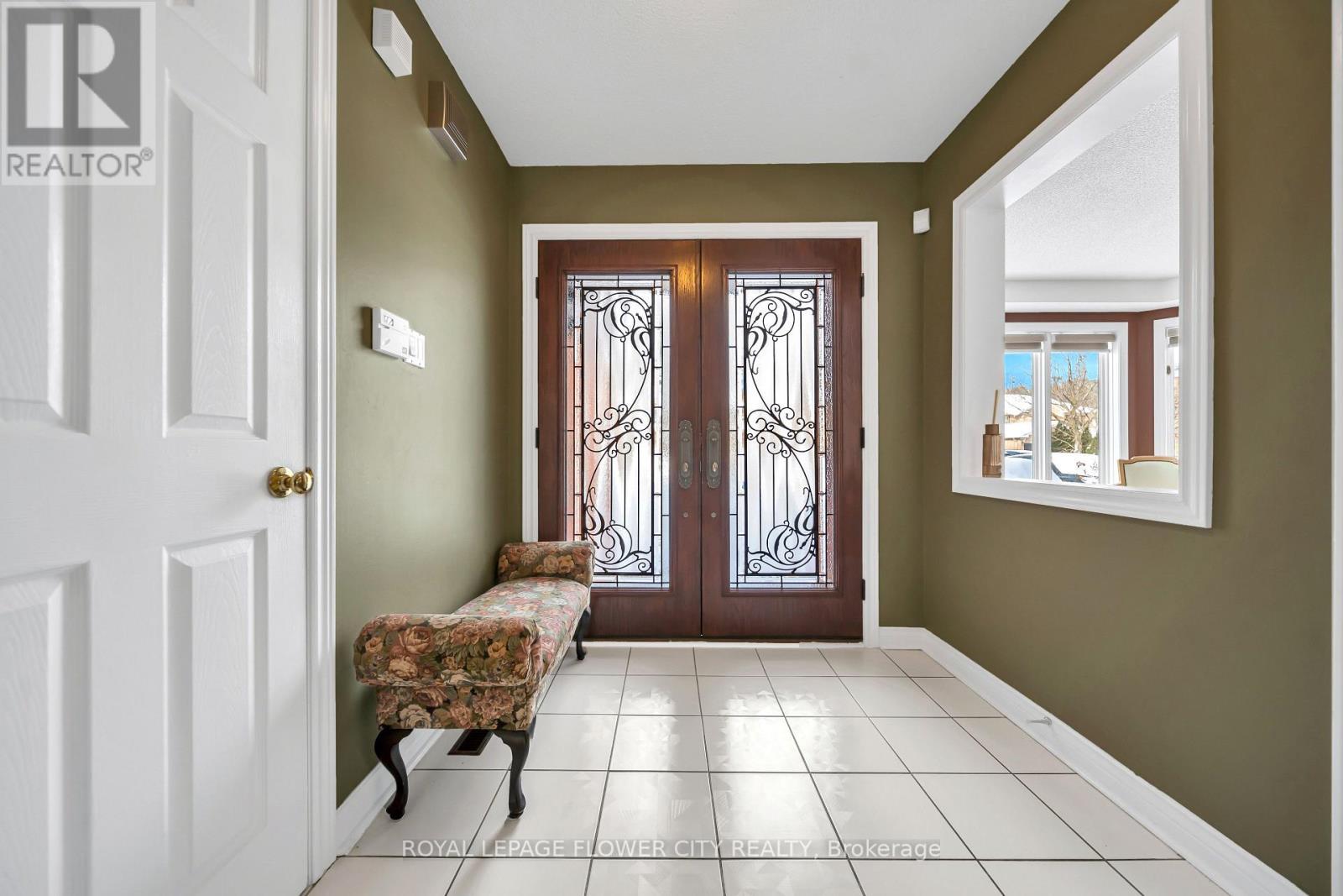 1340 Whitewater Lane, Mississauga, ON - Indoor Photo Showing Other Room