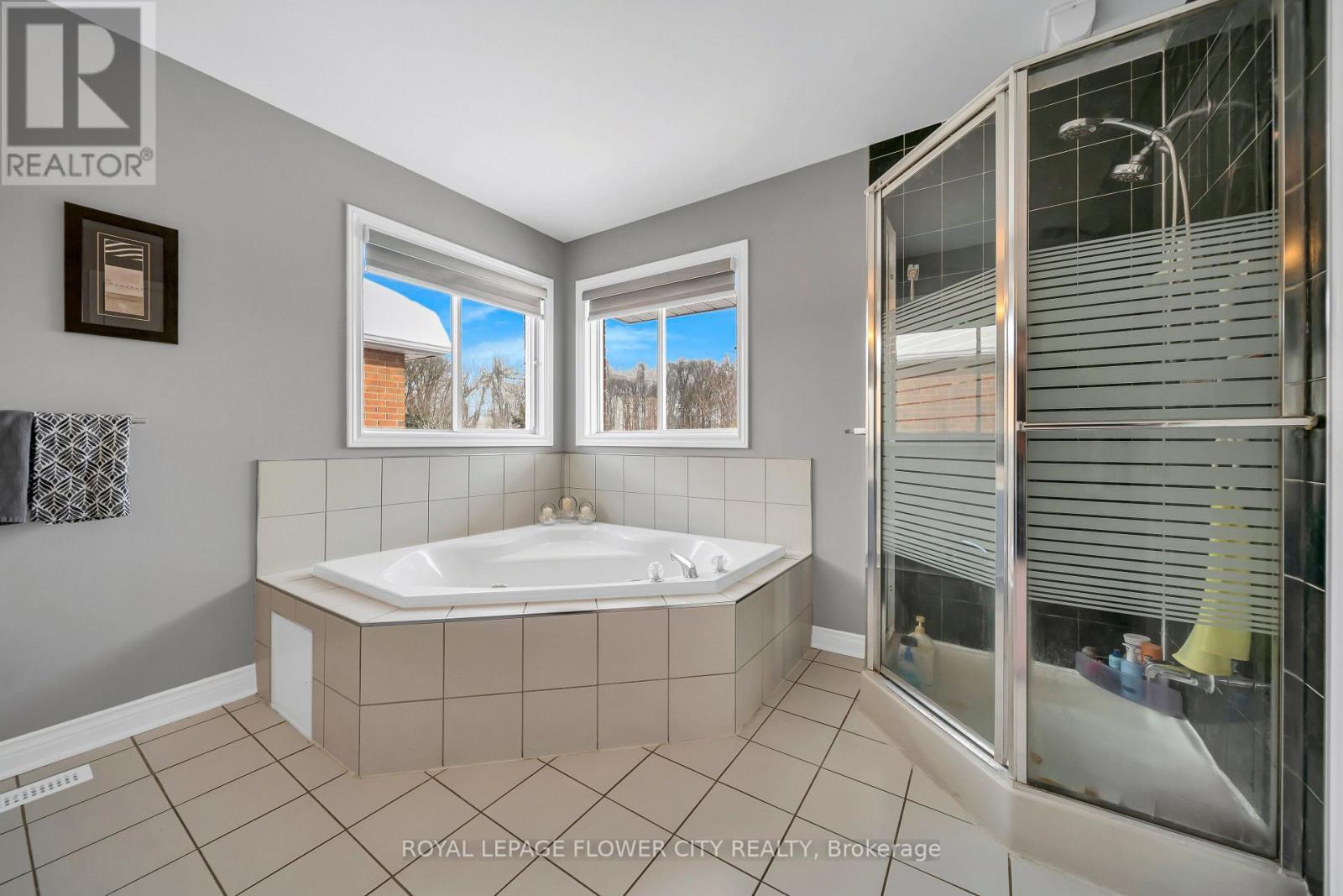 1340 Whitewater Lane, Mississauga, ON - Indoor Photo Showing Bathroom
