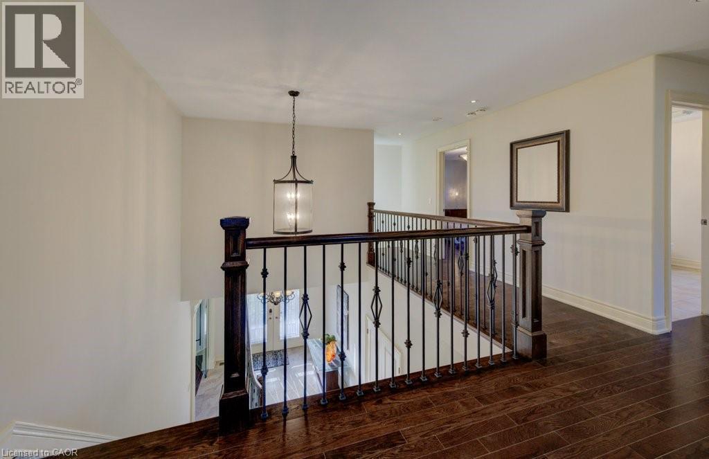 6379 Christopher Crescent, Niagara Falls, ON - Indoor Photo Showing Other Room