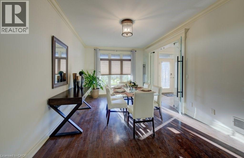 6379 Christopher Crescent, Niagara Falls, ON - Indoor