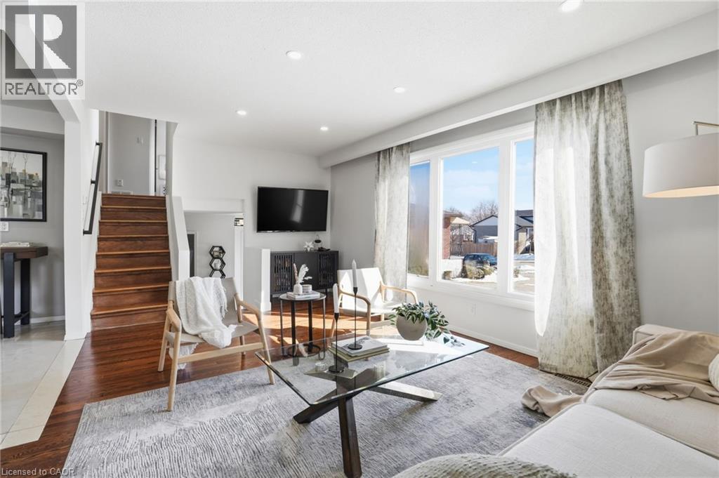 14 Basin Crescent, Hamilton, ON - Indoor