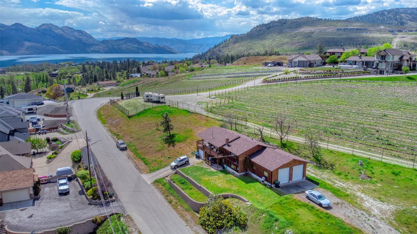 3924 Harding Road, West Kelowna, BC - Outdoor With View
