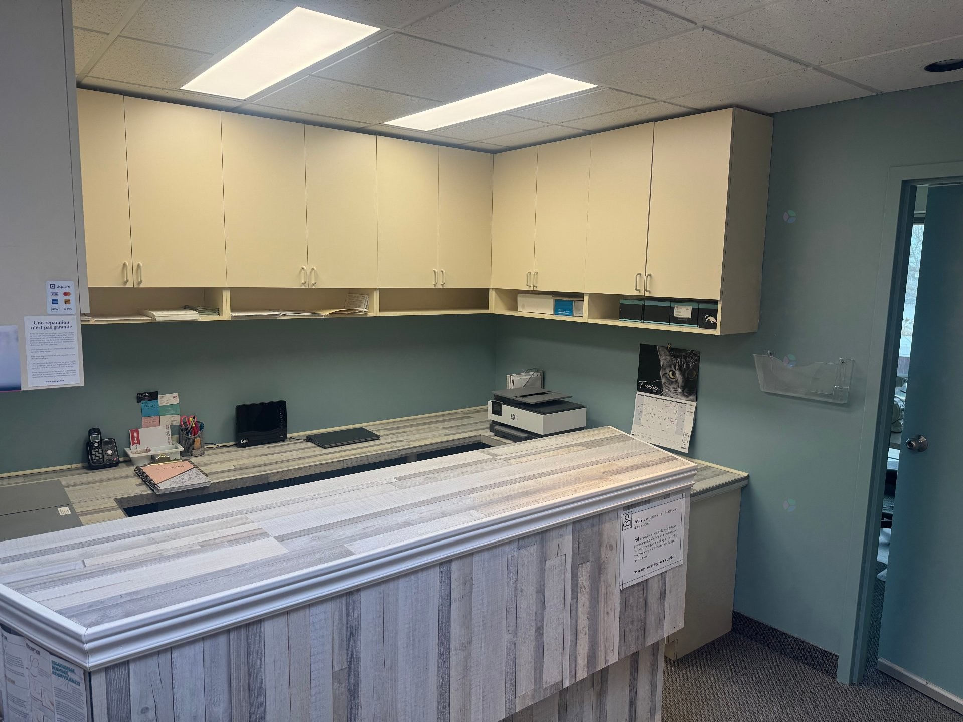 Bureau - 203-2499 Rue St-Georges (Lemoyne), Longueuil (Le Vieux-Longueuil), QC - Indoor Photo Showing Basement