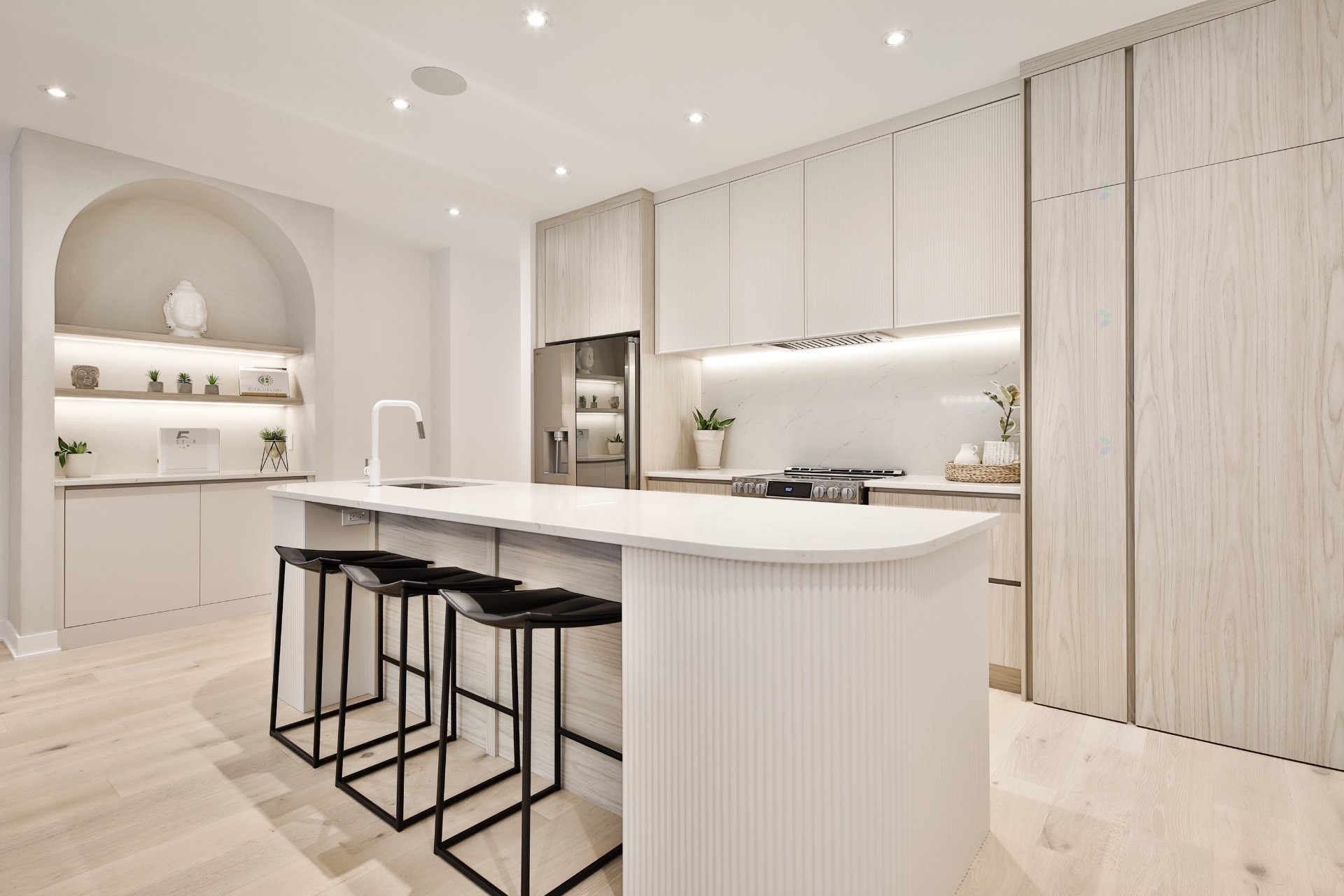 Kitchen - 19 Rue Des Trembles, Saint-Jean-Sur-Richelieu, QC - Indoor Photo Showing Kitchen With Upgraded Kitchen