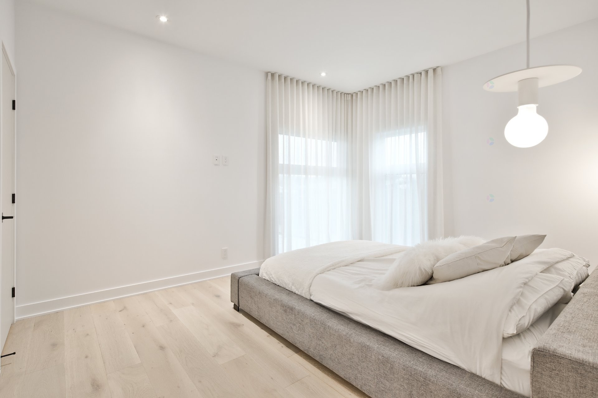 Master Bedroom - 19 Rue Des Trembles, Saint-Jean-Sur-Richelieu, QC - Indoor Photo Showing Bedroom