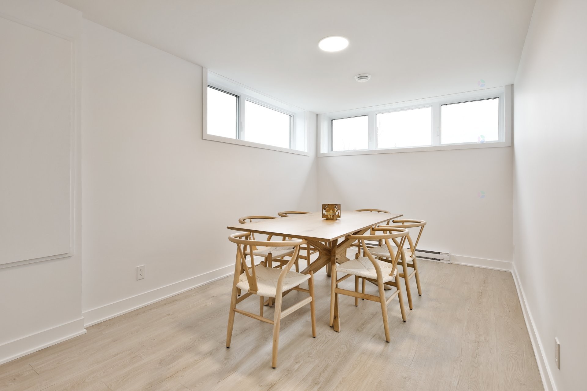 Family Room - 19 Rue Des Trembles, Saint-Jean-Sur-Richelieu, QC - Indoor Photo Showing Dining Room